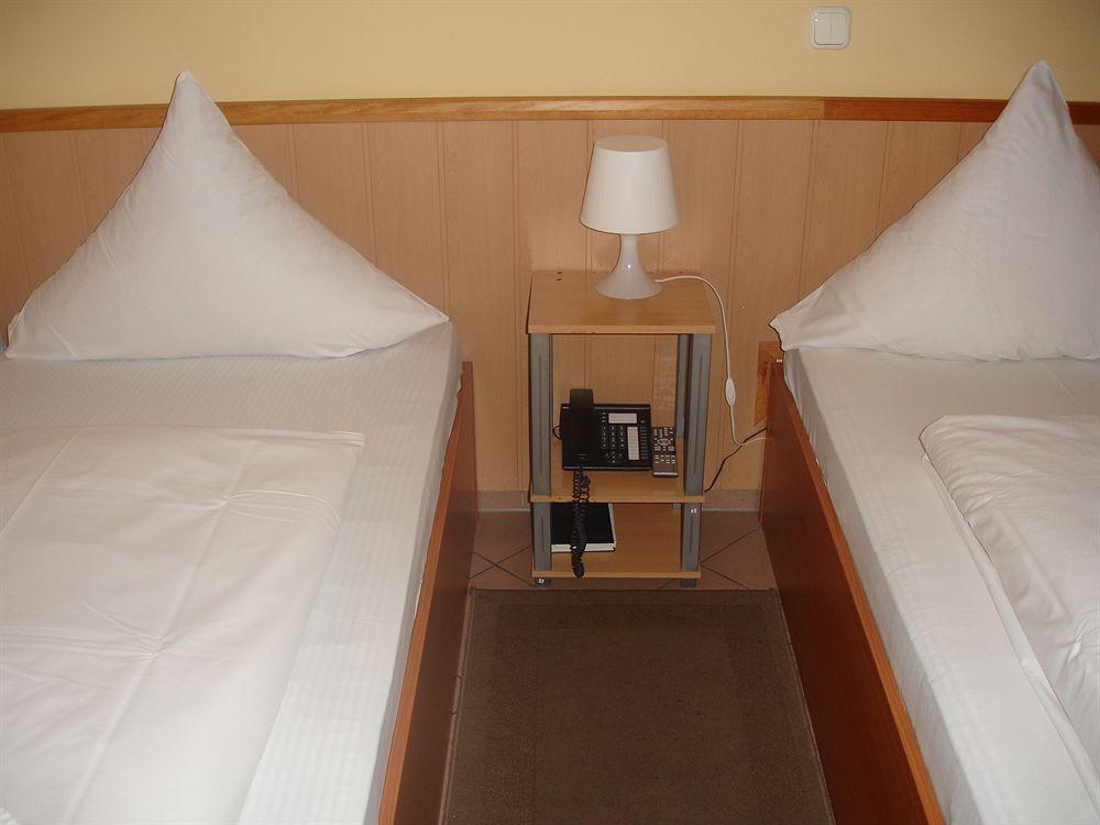 Angel Hotel Франкфурт-на-Майне Экстерьер фото
