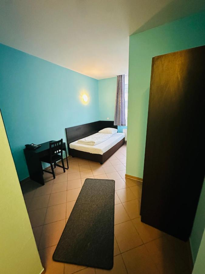 Angel Hotel Франкфурт-на-Майне Экстерьер фото