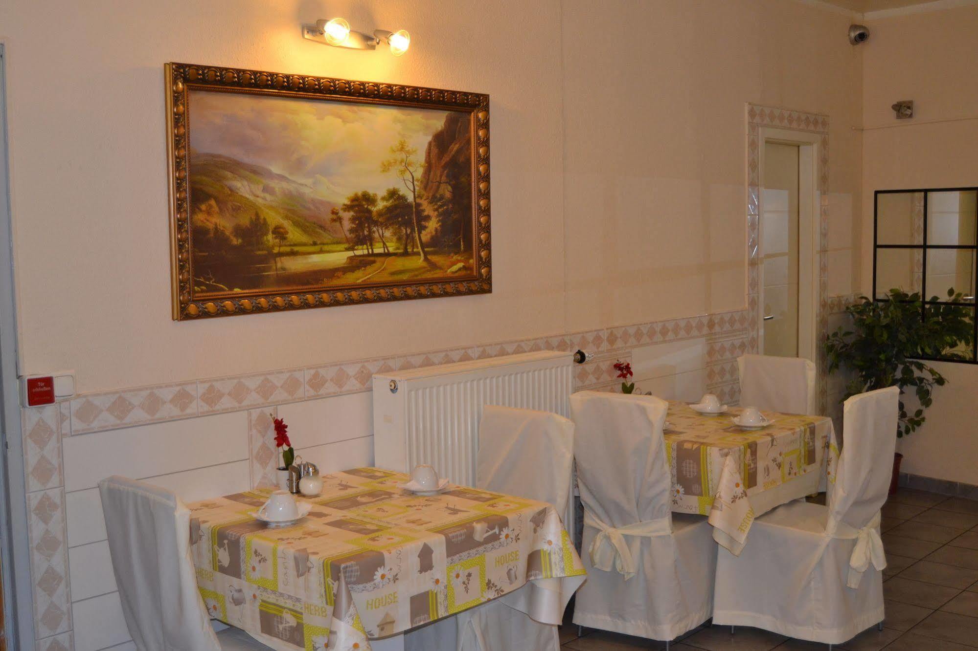 Angel Hotel Франкфурт-на-Майне Экстерьер фото