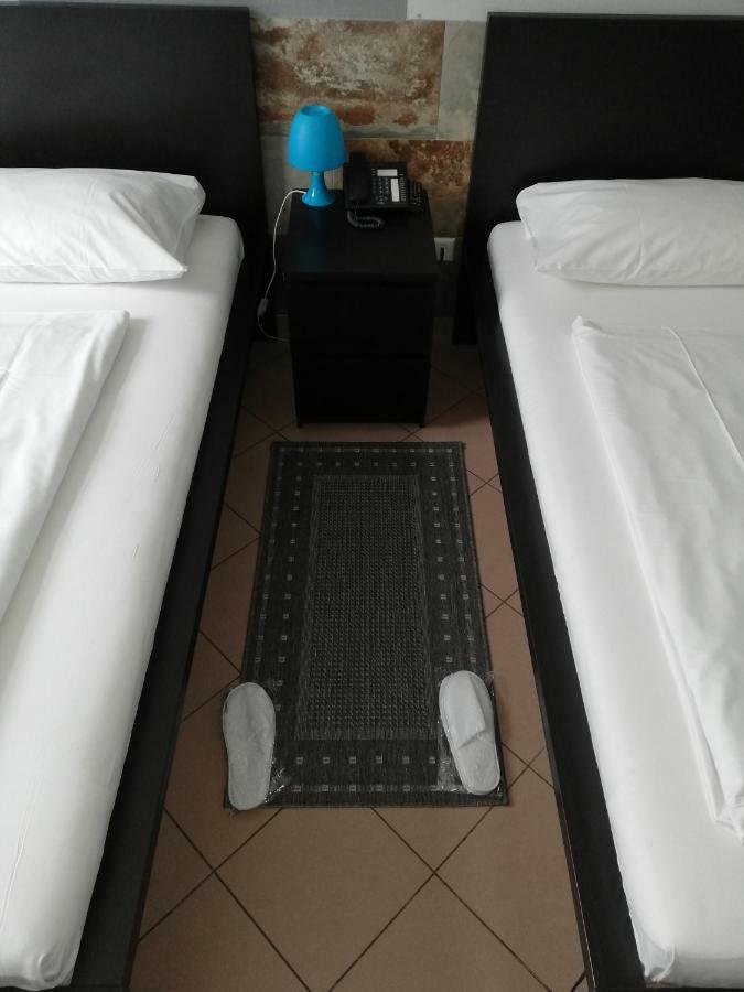 Angel Hotel Франкфурт-на-Майне Экстерьер фото